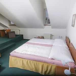 U Sladku 3* Прага