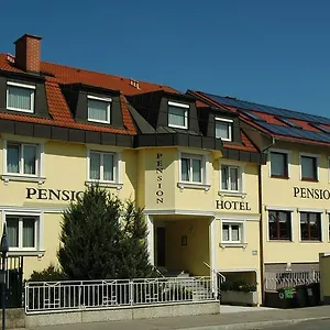 Panzió Weber, Bécs